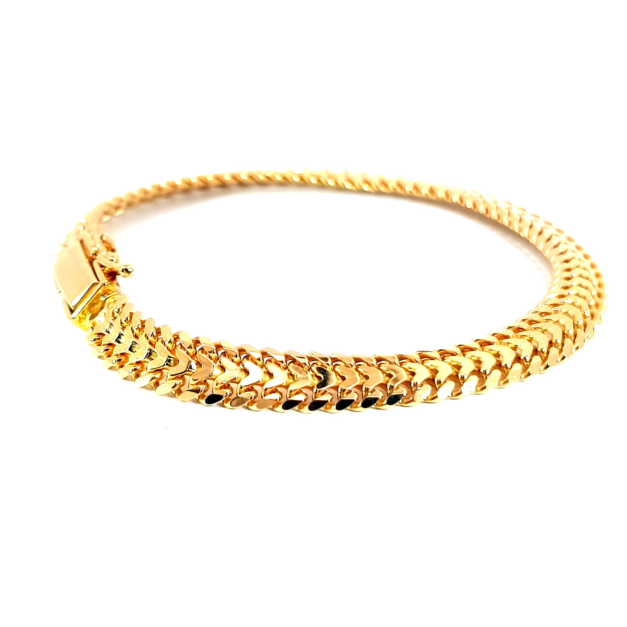 Japan Gold Heartbiz Bracelet